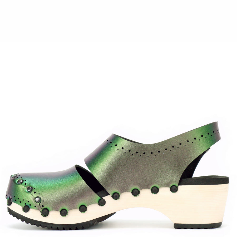 Mid Clog Closed Toe Slingback in Emerald