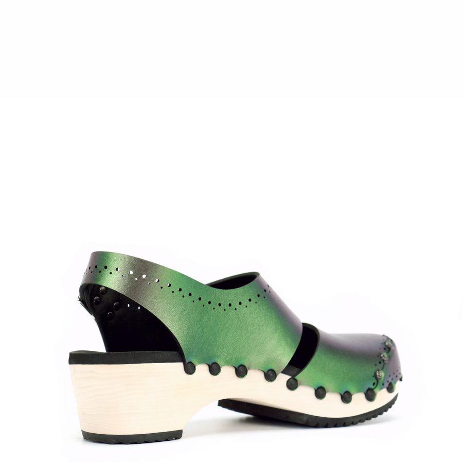 Mid Clog Closed Toe Slingback in Emerald